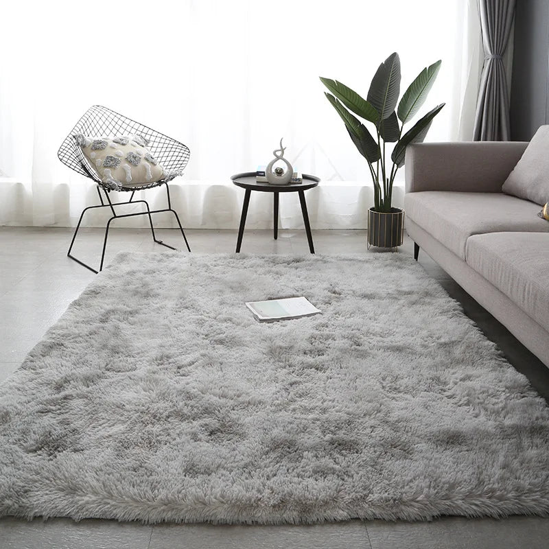 Plush rug grey