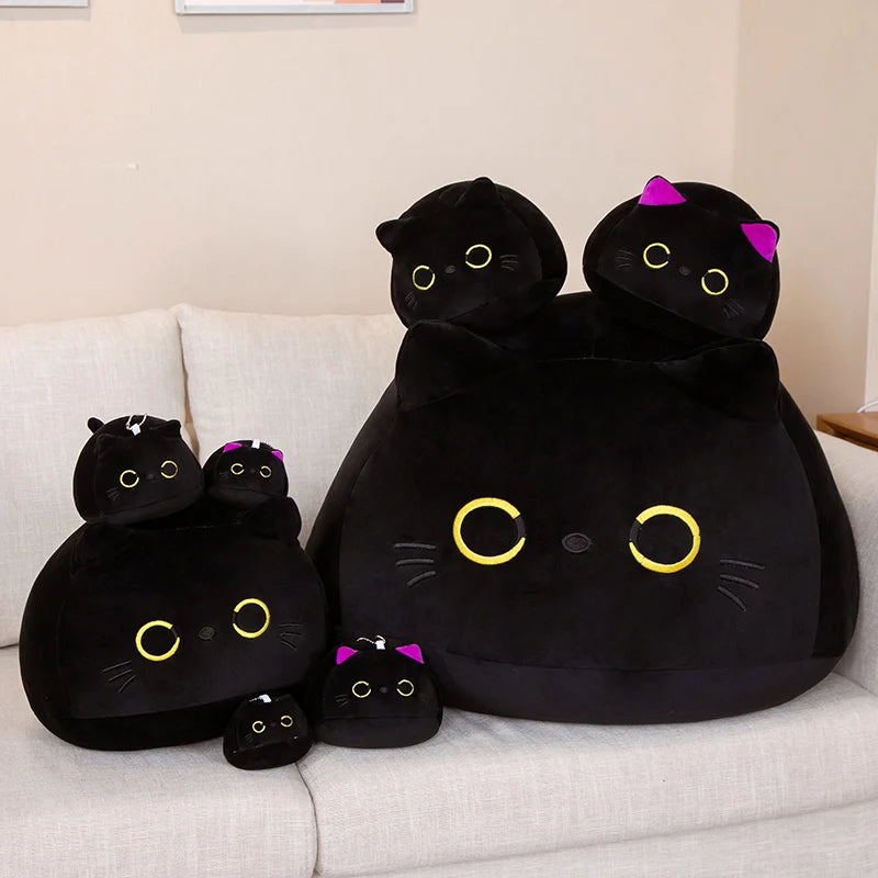 Black cat plush toy