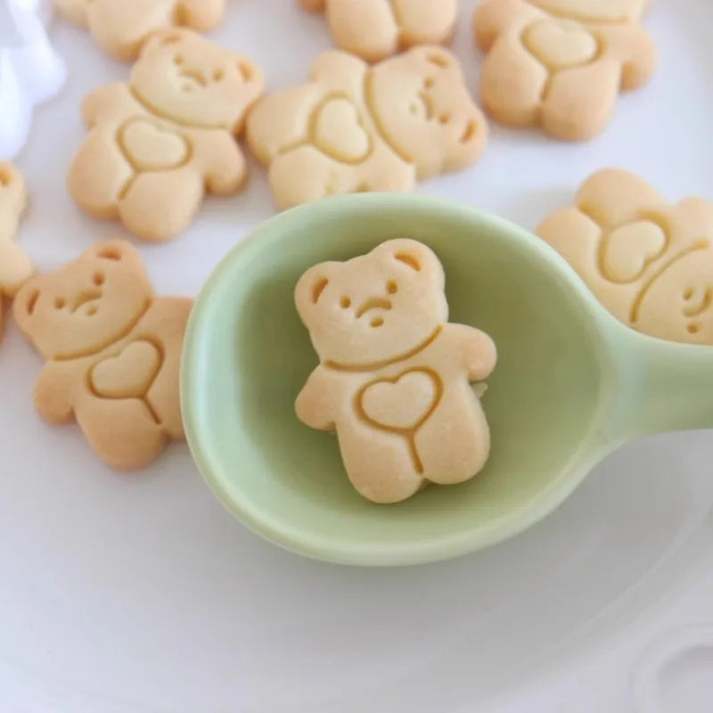 Biscuit teddy bear