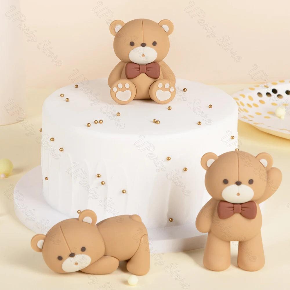 Teddy bear with cake