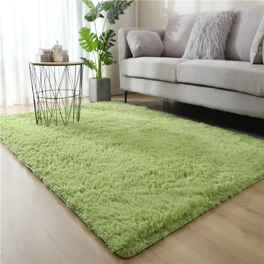 Plush rug grey