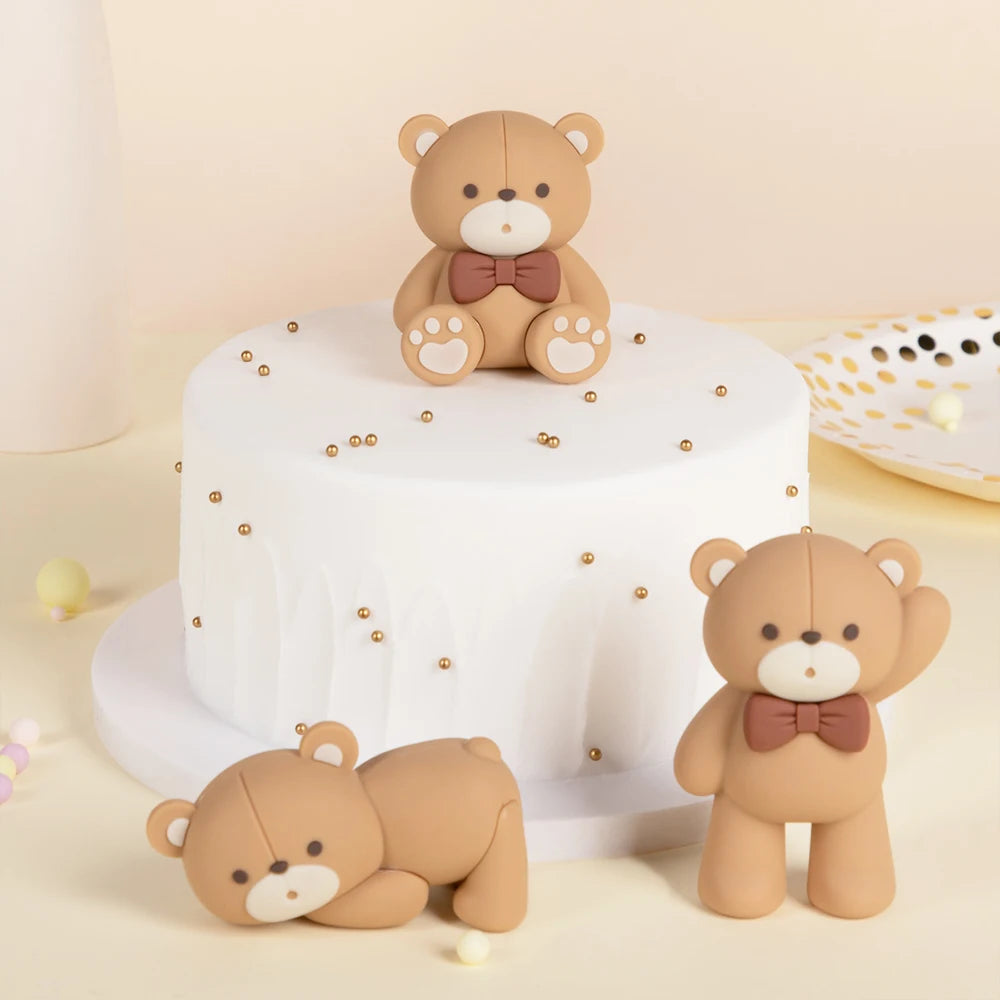 Cake with teddy