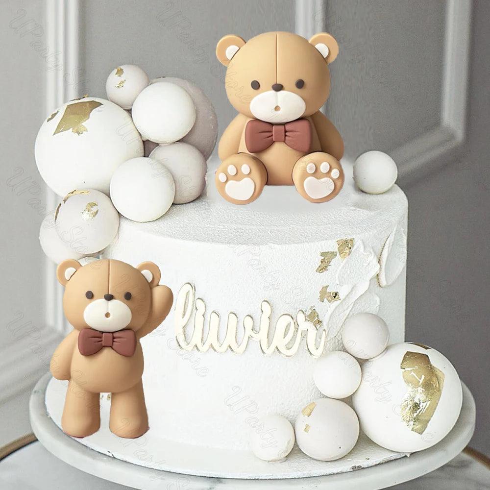 Teddy bear with cake