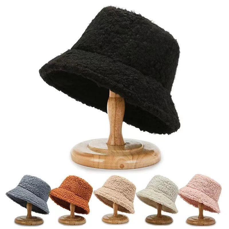 Teddy bucket hat