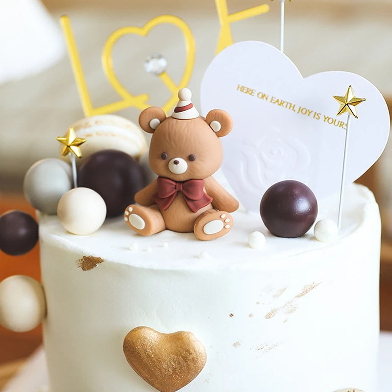 Teddy cake topper