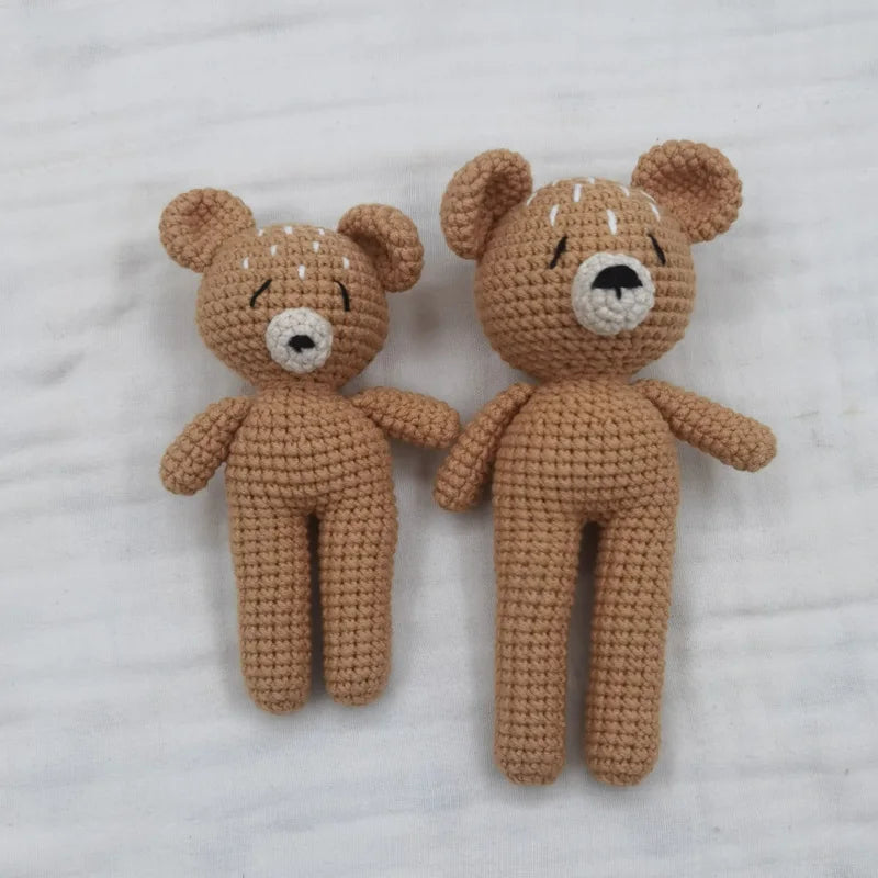 Knitted teddy