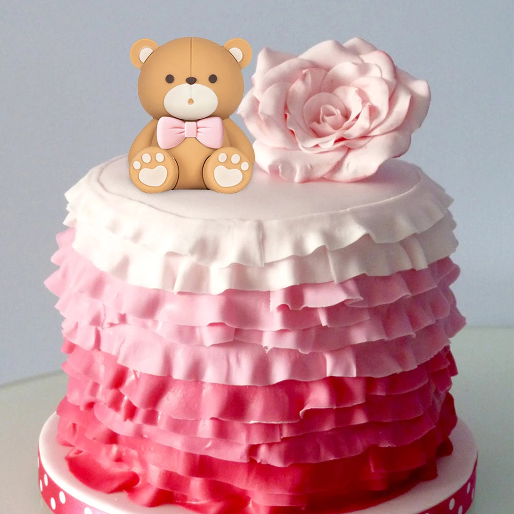 Cake with teddy