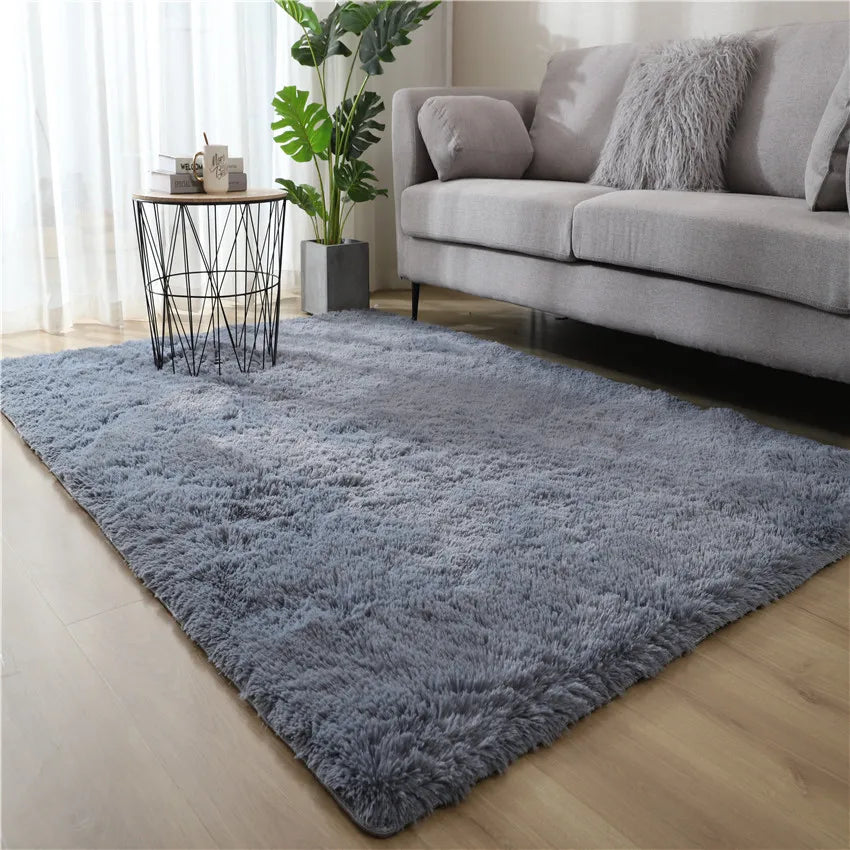 Plush rug grey