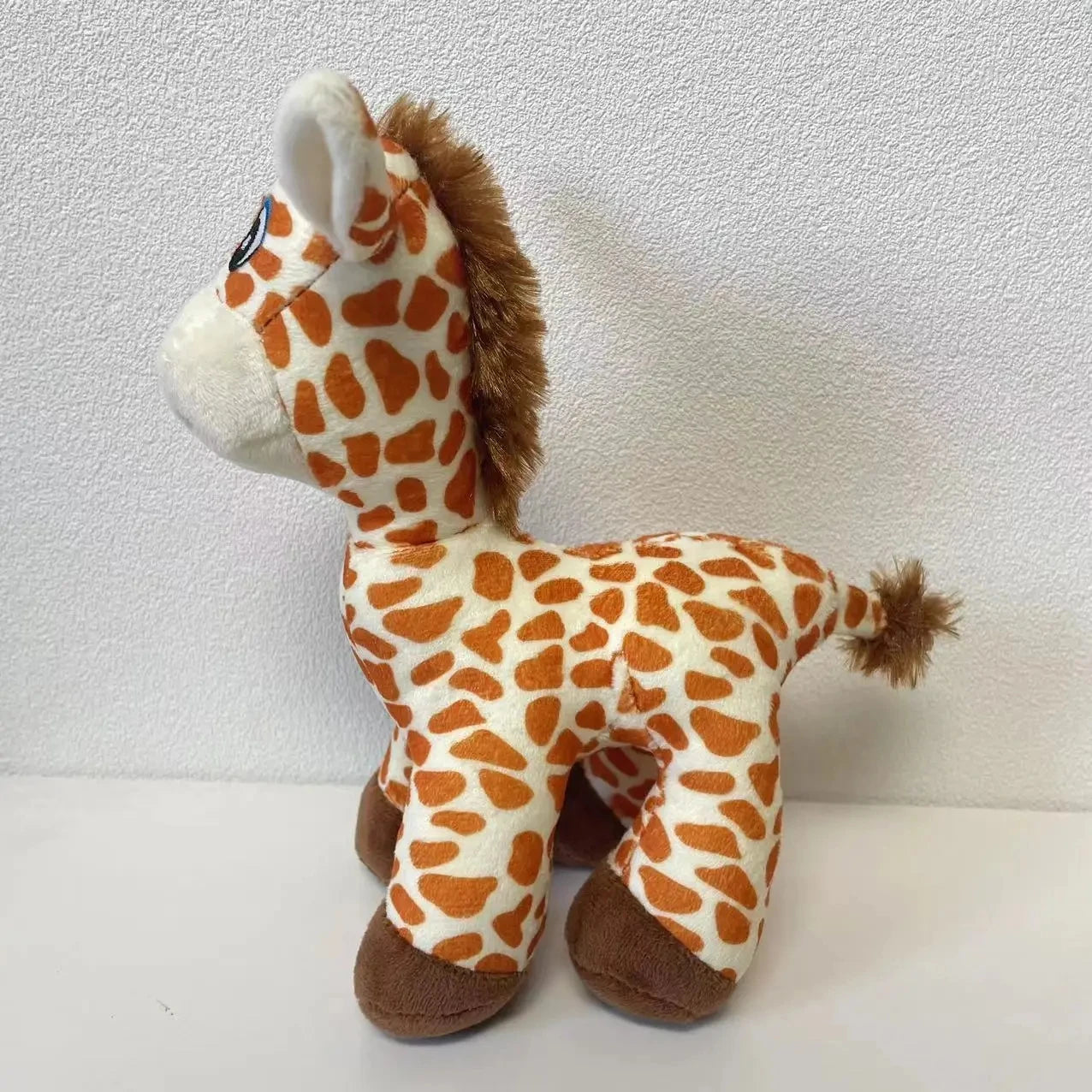 Giraffe plush toy large